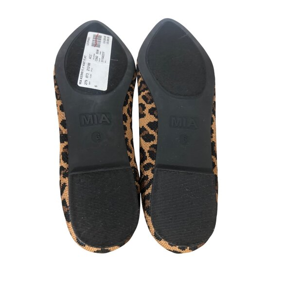 Mia Kerri Leopard Print Pointed Toe Flats Womens Size 6 M Slip On Comfort Shoes - Picture 7 of 9